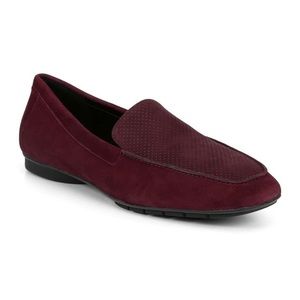 NEW Donald J. Pliner Donita Suede Loafer
